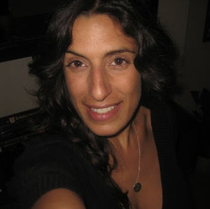 Meet your Posher, Leila